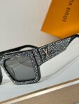 Luxury Oversized Rhinestone Sunglasses – Sparkling Square Frame