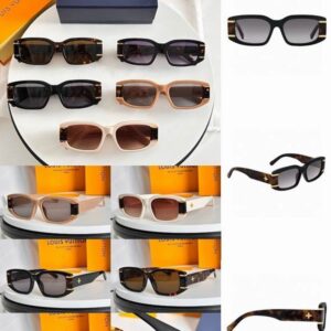 Luxury Retro Rectangle Sunglasses with Gold Accent Temples