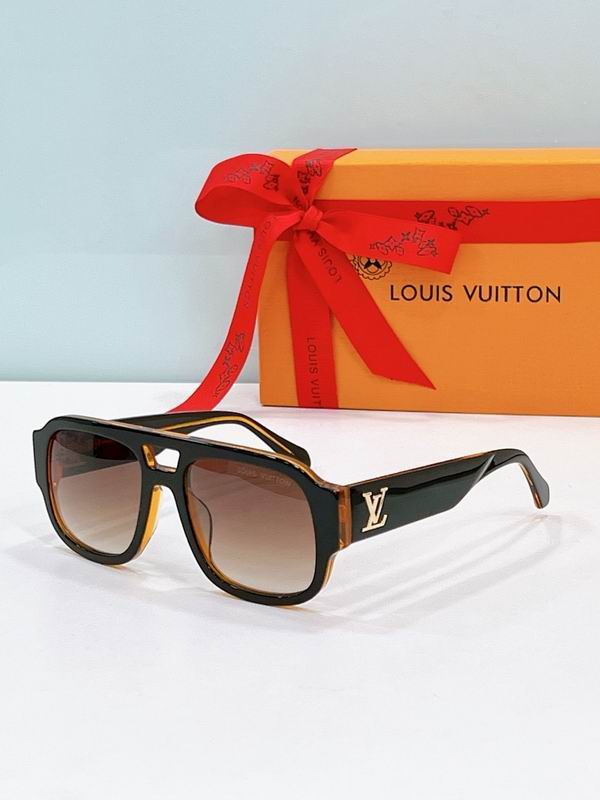 Louis Vuitton Luxury Square Frame Fashion Sunglasse