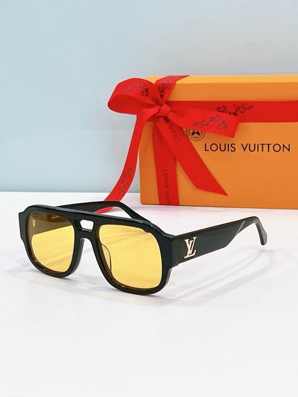 Louis Vuitton Luxury Square Frame Fashion Sunglasse