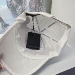 Luxury designer fashionable letter embroidered baseball cap, unisex casual cap