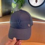 Luxury designer classic fashion baseball cap solid color adjustable unisex sports cap
