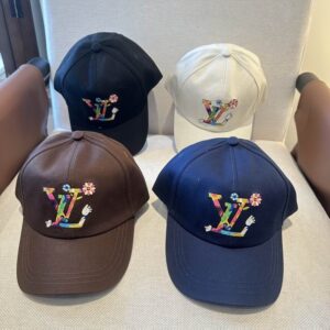 Luxury designer color printed cartoon baseball cap for men and women, trendy and fashionable duckbill cap
