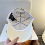 Luxury designer color printed cartoon baseball cap for men and women, trendy and fashionable duckbill cap