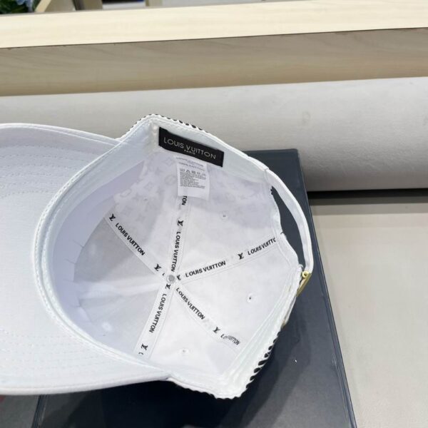 Luxury designer letter printed retro baseball cap, multifunctional and fashionable casual sports cap