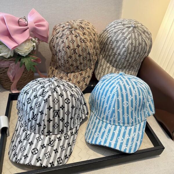 Luxury designer retro striped letter four season baseball cap with adjustable unisex fashion sun hat