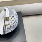 Luxury designer letter printed retro baseball cap, multifunctional and fashionable casual sports cap