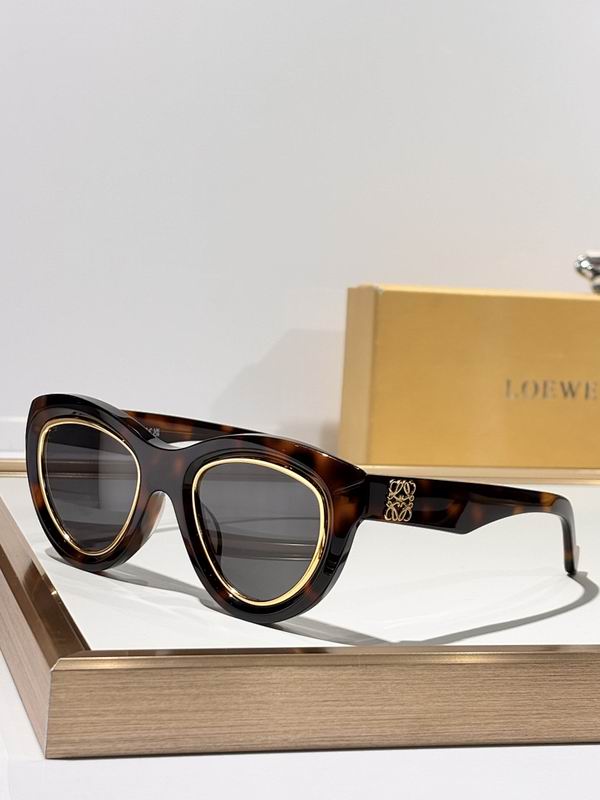 LOEWE Gold Trim Cat-Eye Sunglasses – Unisex Luxury UV Protection