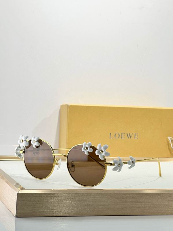 LOEWE Floral Round Sunglasses