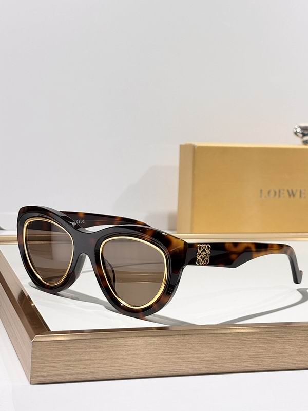 LOEWE Gold Trim Cat-Eye Sunglasses – Unisex Luxury UV Protection