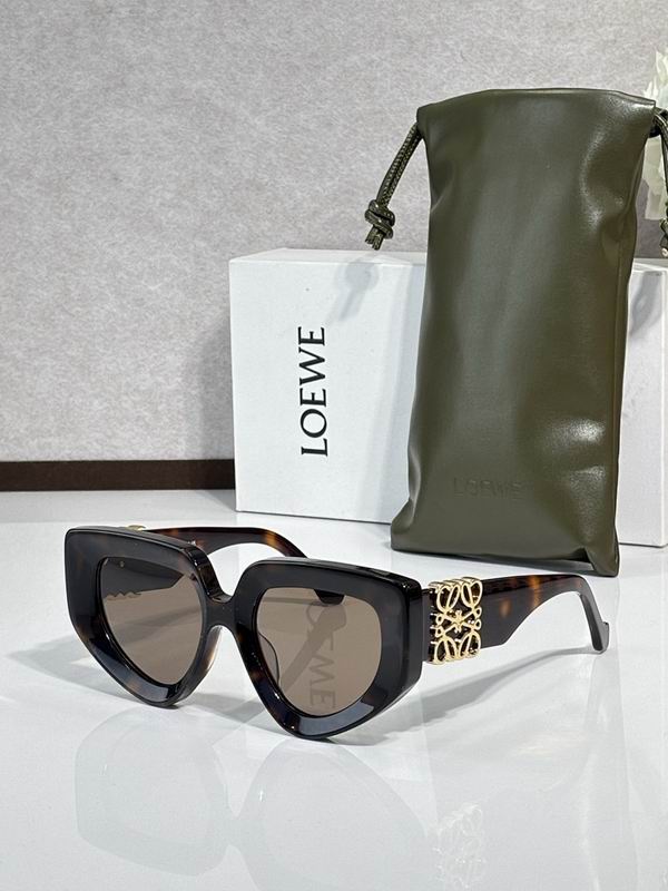 LOEWE Chunky Cat-Eye Anagram Sunglasses