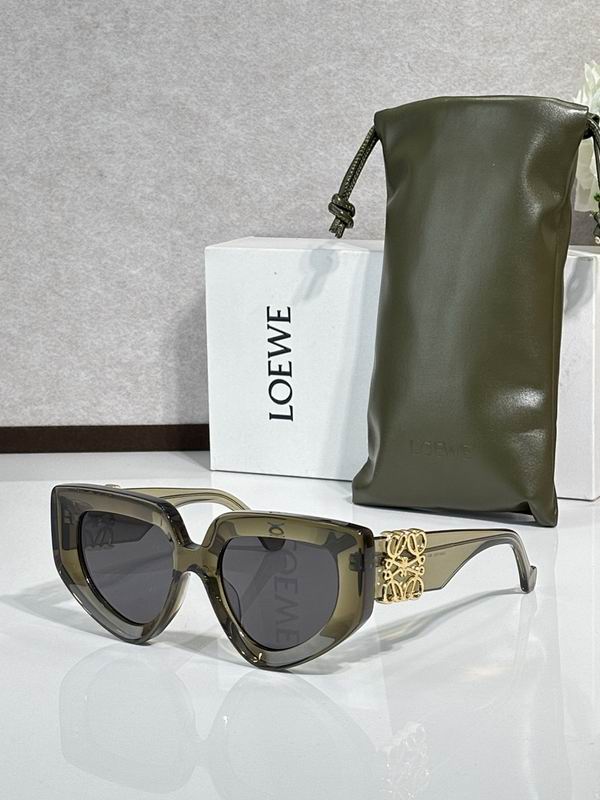 LOEWE Chunky Cat-Eye Anagram Sunglasses
