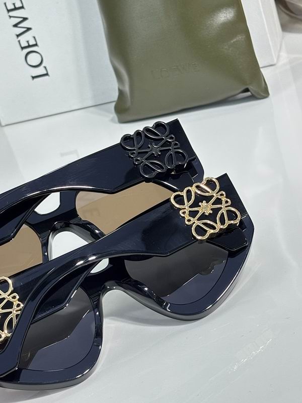 LOEWE Chunky Cat-Eye Anagram Sunglasses