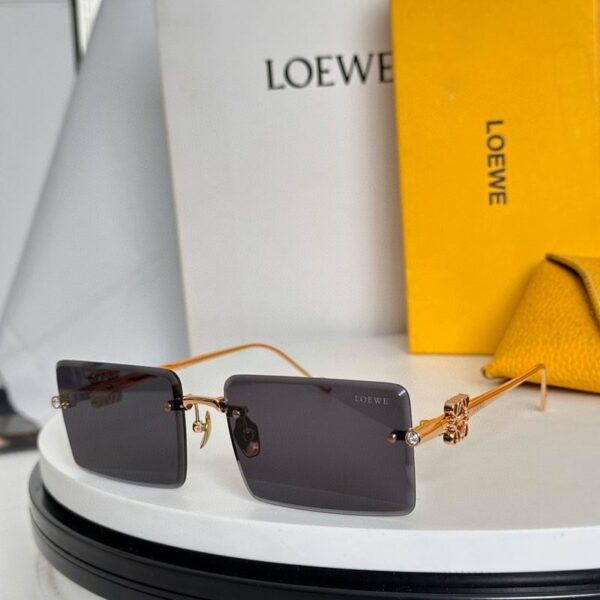 LOEWE Luxury UV Protection Rectangle Sunglasses
