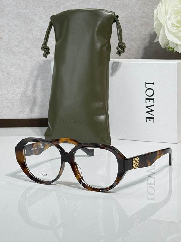LOEWE Retro Slim Oval Cat-Eye Sunglasses