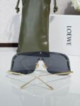 LOEWE Futuristic Shield Sunglasses – Bold Metal Frame UV Protection