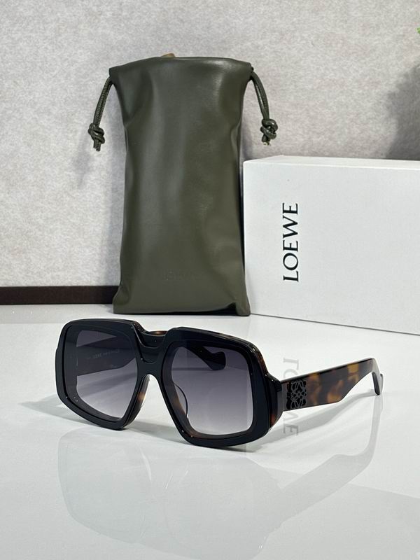 LOEWE Geometric Square Sunglasses – Premium Frame with