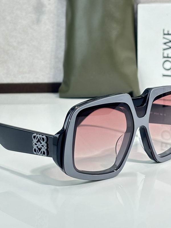 LOEWE Geometric Square Sunglasses – Premium Frame with
