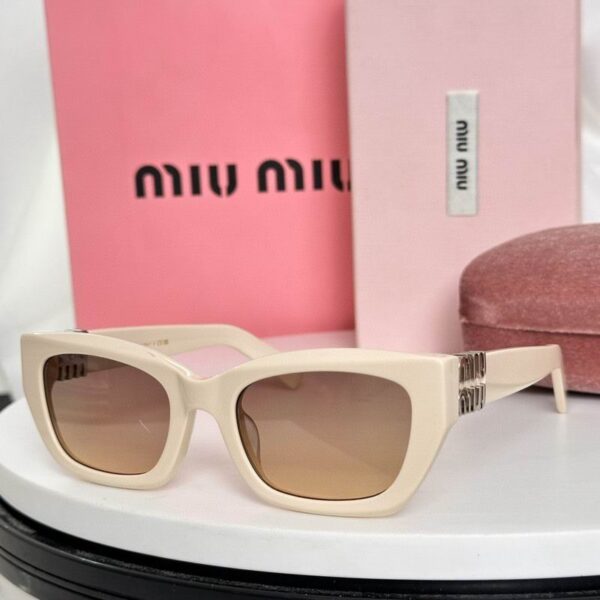 MiuMiu Inspired Cat-Eye Sunglasses – Elegant Fashion Eyewear