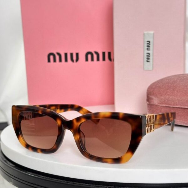 MiuMiu Inspired Cat-Eye Sunglasses – Elegant Fashion Eyewear
