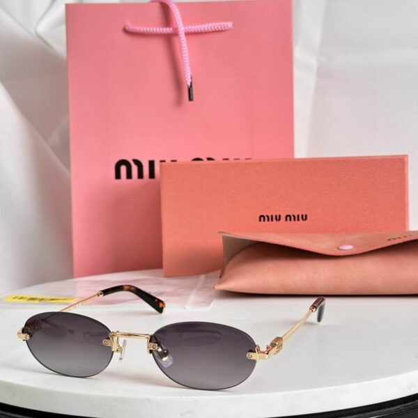 Miu Miu Retro Oval Rimless Sunglasses – Elegant Gradient Luxury Eyewear