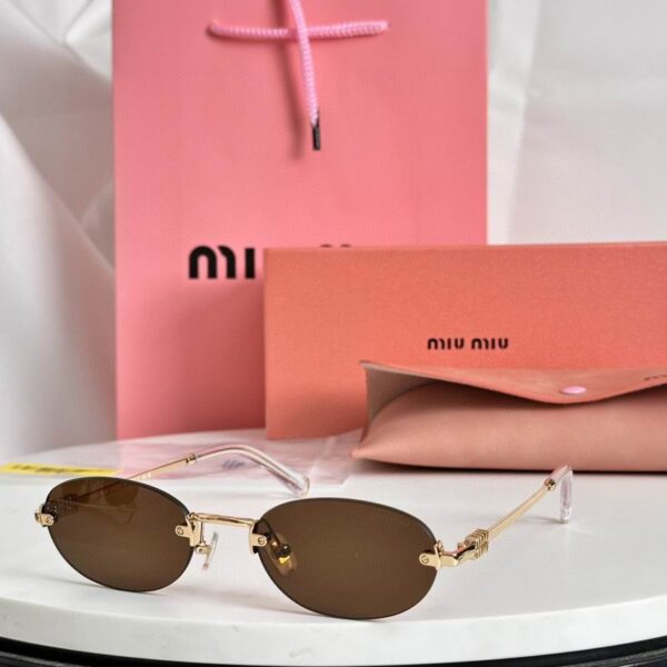 Miu Miu Retro Oval Rimless Sunglasses – Elegant Gradient Luxury Eyewear