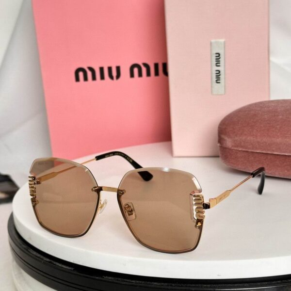 Miu Style Rimless Gradient Sunglasses – Luxury Square Frameless UV400 Eyewear