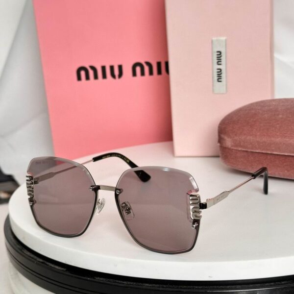 Miu Style Rimless Gradient Sunglasses – Luxury Square Frameless UV400 Eyewear