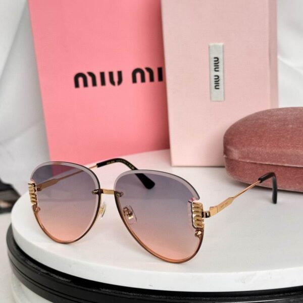 Miu Miu Elegant Rimless Sunglasses – Premium Oval Frame UV Protection