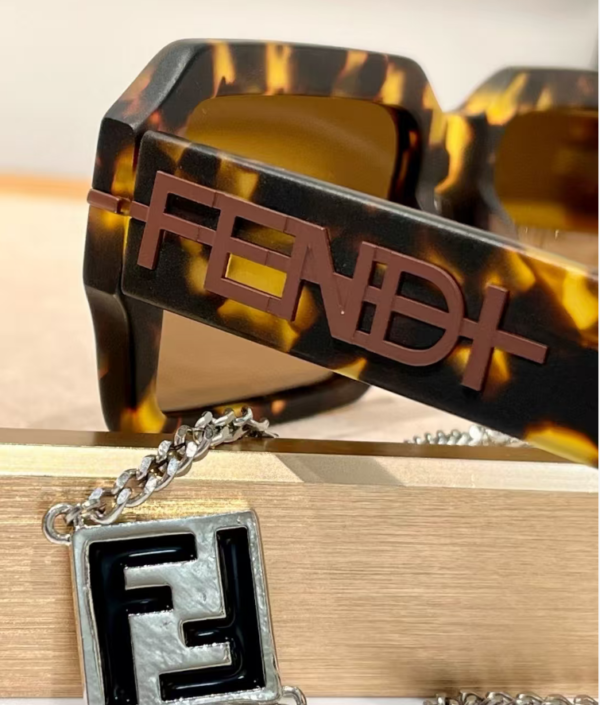 Fendi Bold Square Frame Sunglasses – Statement Logo Designer Shades