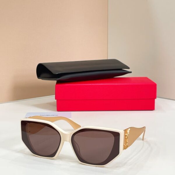 Saint Laurent Cat-Eye Vintage Fashion Sunglasses