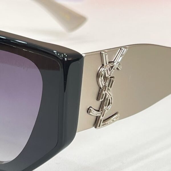 Saint Laurent Cat-Eye Vintage Fashion Sunglasses