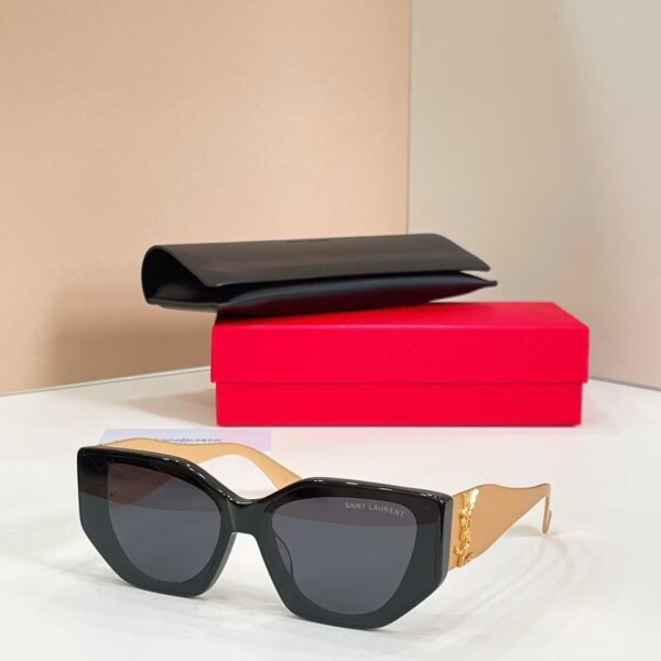 Saint Laurent Cat-Eye Vintage Fashion Sunglasses