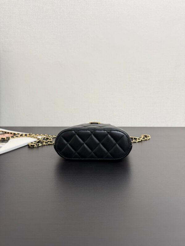 Chanel chain clutch bag