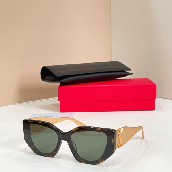 Saint Laurent Cat-Eye Vintage Fashion Sunglasses