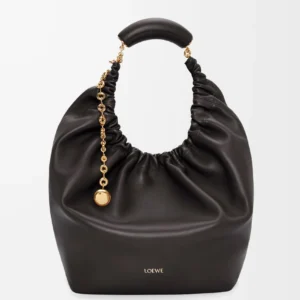 Medium Squeeze bag in mellow nappa lambskin Black