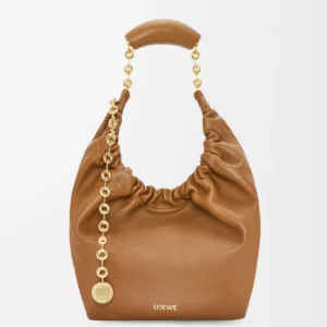 Small Squeeze bag in mellow nappa lambskin Oak