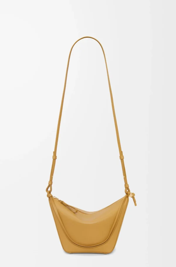 Mini Hammock hobo in classic calfskin Sahara