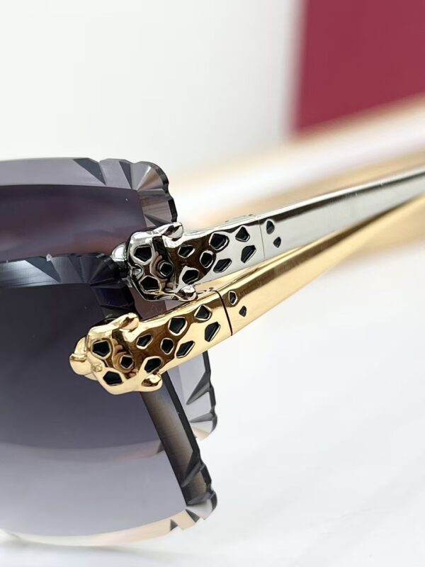 Dior Gradient Rimless Square Sunglasses – Luxury Gold Frame Edition