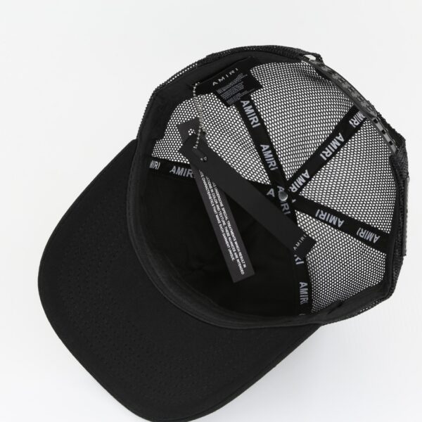 Luxury designer letter embroidered baseball cap for both men and women, adjustable and fashionable sports cap