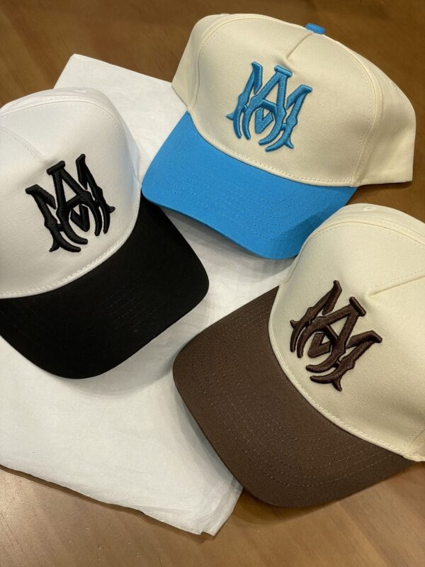 Luxury designer spliced two tone embroidered baseball cap for both men and women, adjustable fashion trend casual cap