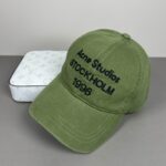 Luxury designer fashionable embroidered baseball cap for both men and women, multifunctional outdoor adjustable dad hat