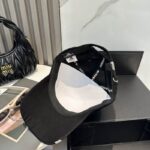 Luxury designer clover embroidered baseball cap, adjustable sport sun hat suitable for both men and women