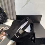 Luxury designer clover embroidered baseball cap, adjustable sport sun hat suitable for both men and women