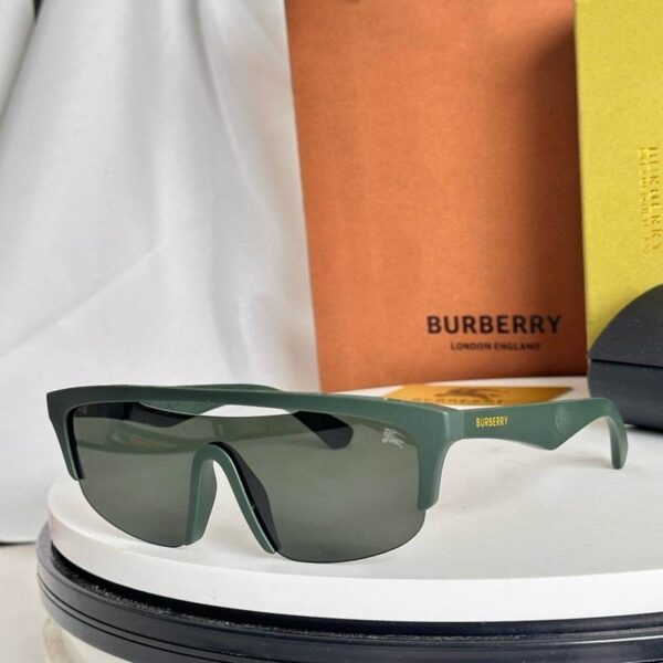 Burberry Sporty Wraparound Eyewear – Premium Acetate Frame for Street Style