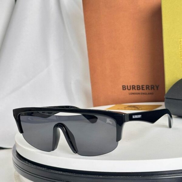 Burberry Sporty Wraparound Eyewear – Premium Acetate Frame for Street Style