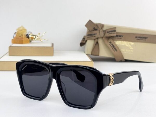 Burberry Oversized Square Acetate Sunglasses - Luxury UV Protection with TB Monogram